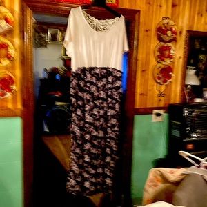 New never wore dressy Jumpsuit very nice soft material